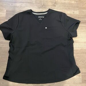 Fabletics Women’s Black Scrub Set